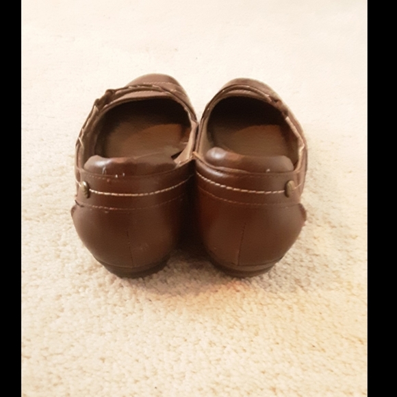 SUPER COMFY slip-on shoes **SOLD on Mercari app** - Picture 5 of 7